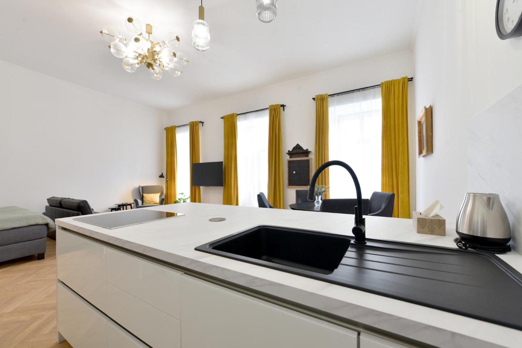Apartman S Balkonom Trenčín Zewnętrze zdjęcie